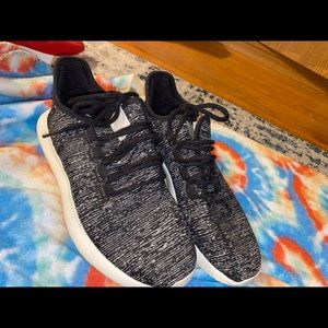 Womens Adidas tubulars